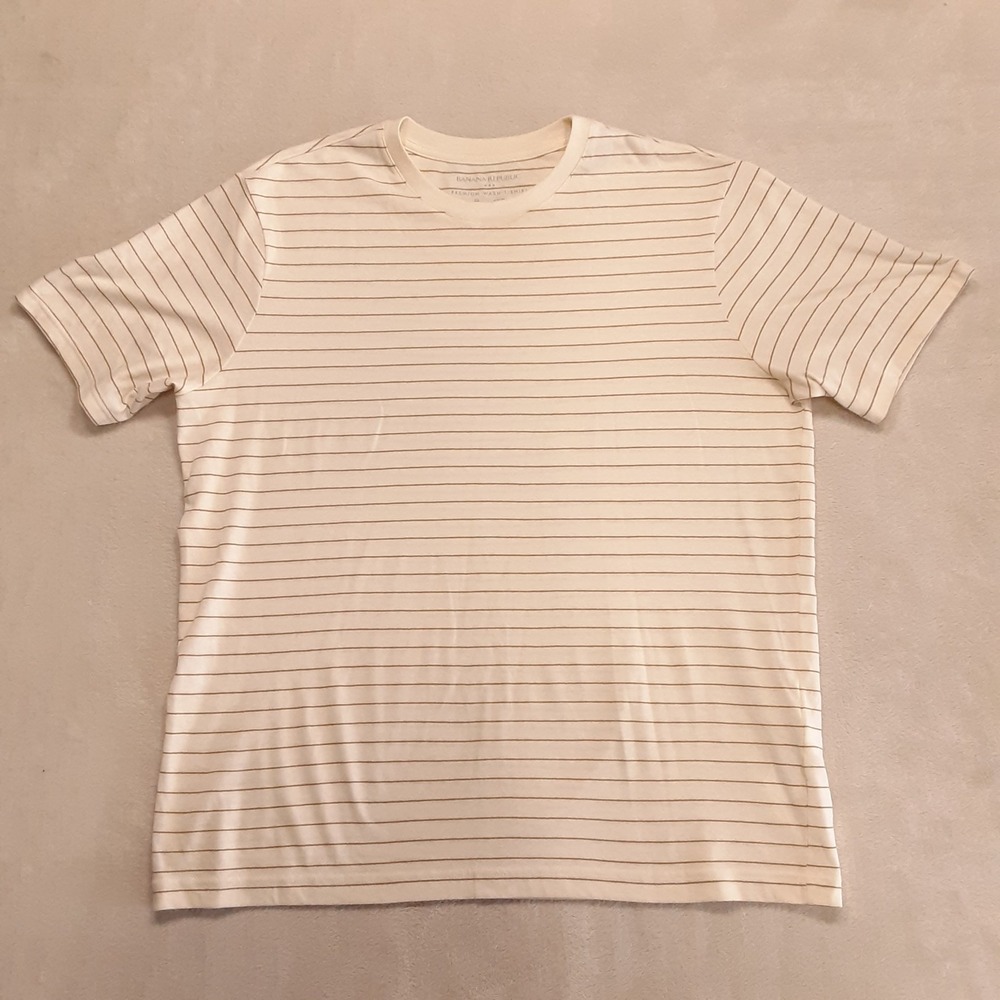 Banana Republic Mens SS Premium Wash T-Shirt Large Translucent Cream Stripe Crew